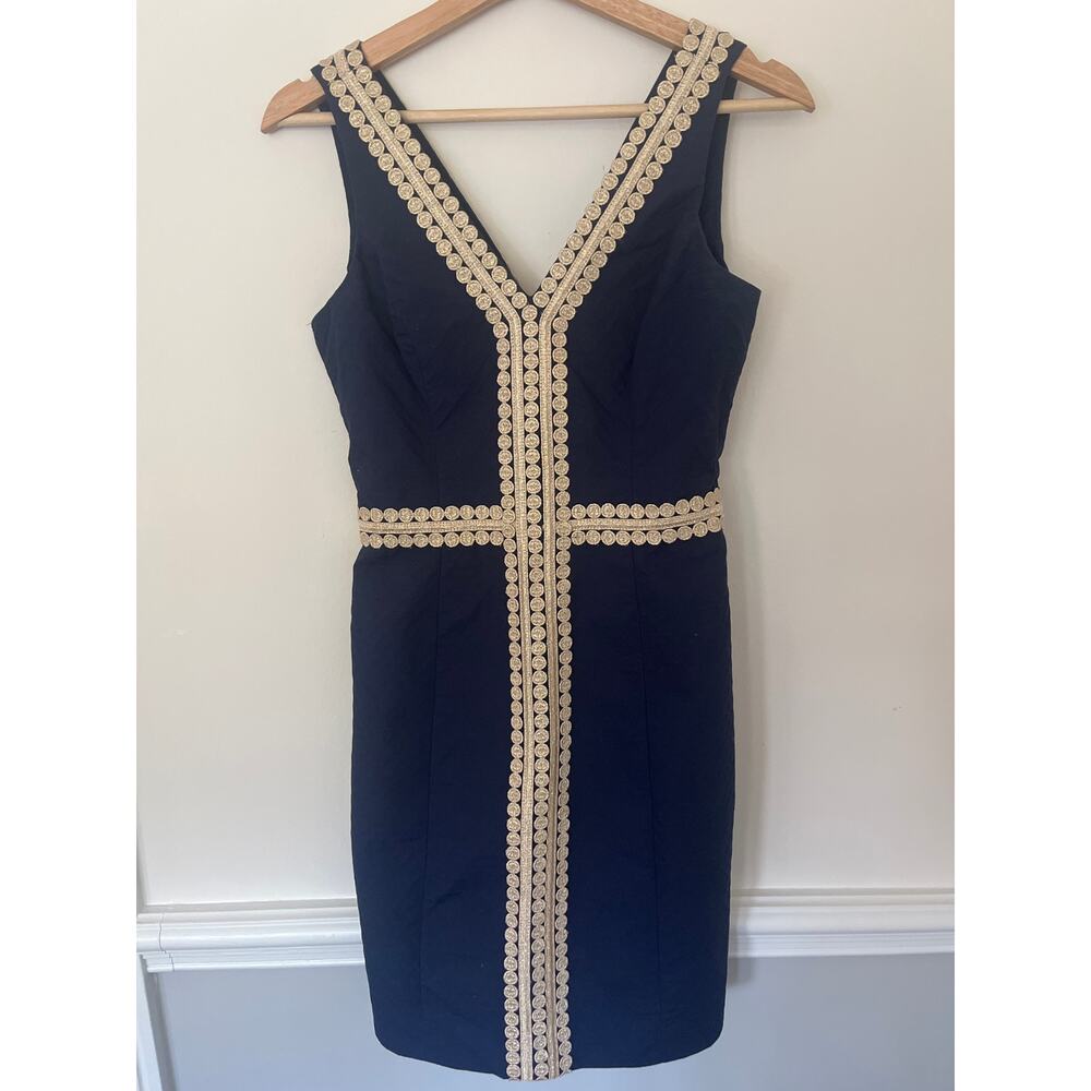 Lilly Pulitzer Esme Shift Dress Size 00 in Navy with Gold Metallic Trim